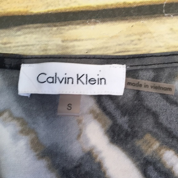 Calvin Klein Top - Picture 2 of 4